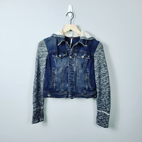 Free People Distresssed Denim Jacket. Dark Blue Wash XS#26 - Picture 2 of 15